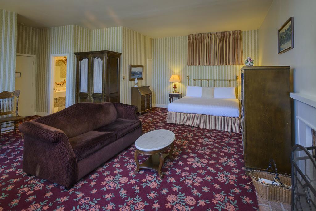 Locanda Hill House